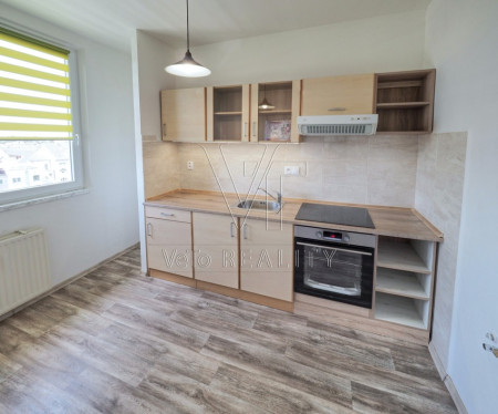 Pronájem zrekonstruovaného bytu 2+1 v Hodoníně